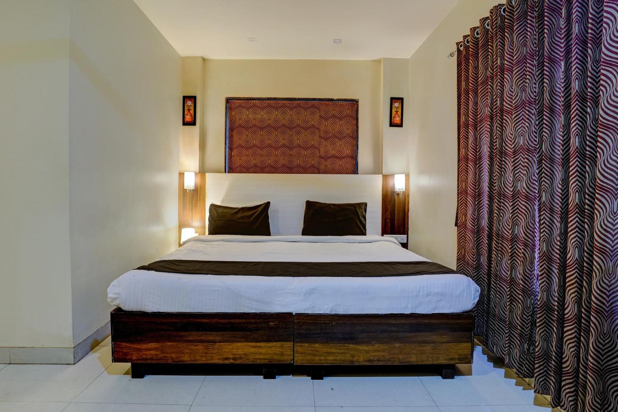 Hotel O Aishwarya Service Apartment Navi Mumbai Exteriör bild