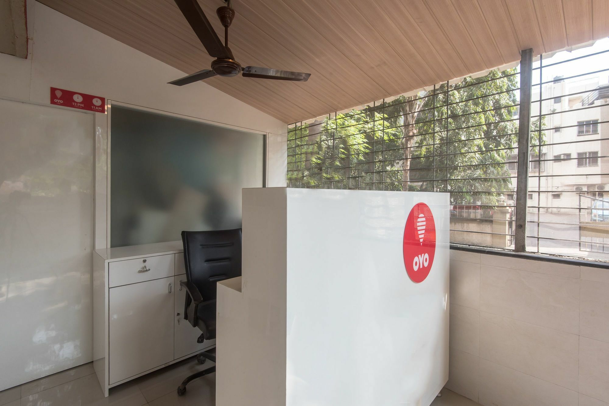 Hotel O Aishwarya Service Apartment Navi Mumbai Exteriör bild